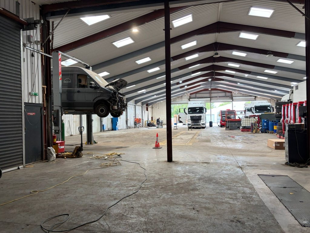 HGV workshop before the Pumatect installation